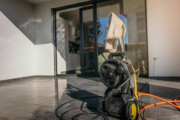 Best Pool Deck Cleaning  in Woodsboro, TX